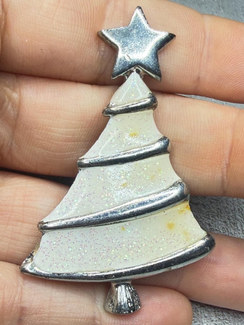Christmas Tree Brooch Glitter Enamel Vintage Upcycle Repair